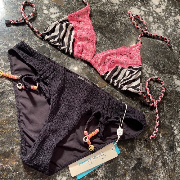 FREE top with the purchase of NWT bottoms by beach bunny size all - Picture 1 of 7